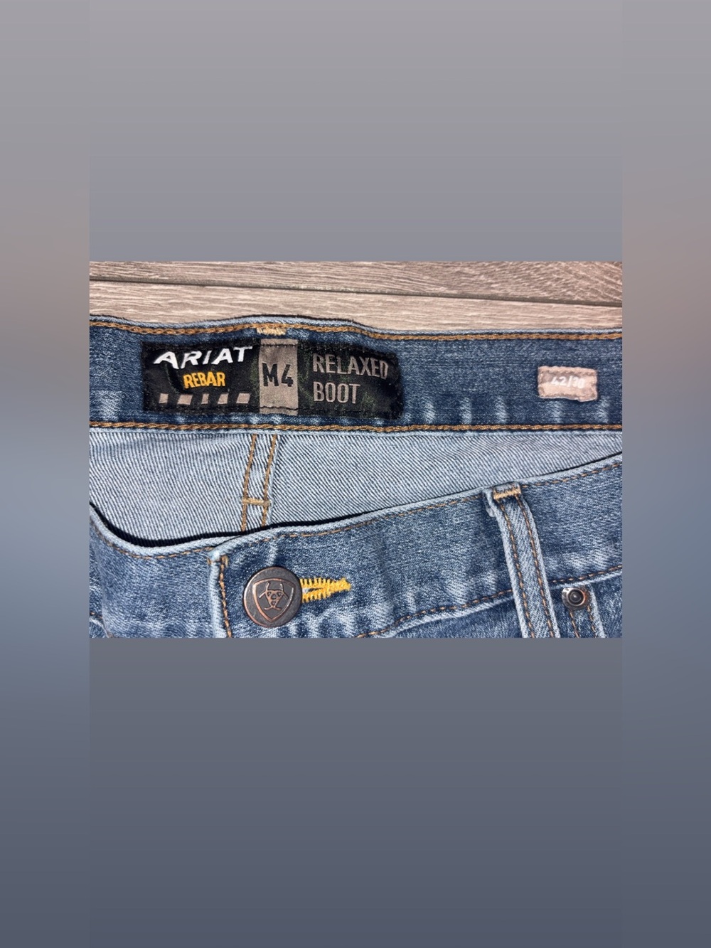Ariat Men’s Jeans Size 42x30 M4 Rebar Relaxed Boot Work Jeans - Picture 2 of 11